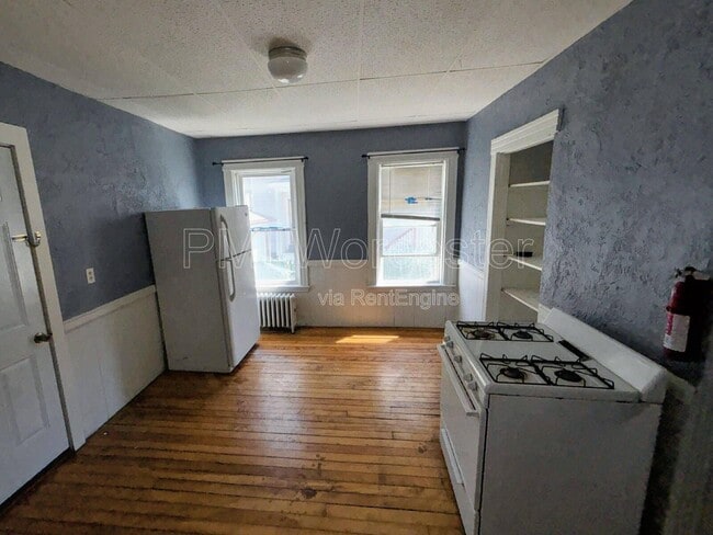 Photo - 119 West St