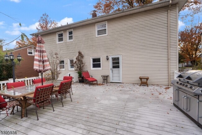 Photo - 118 Lexington Ave