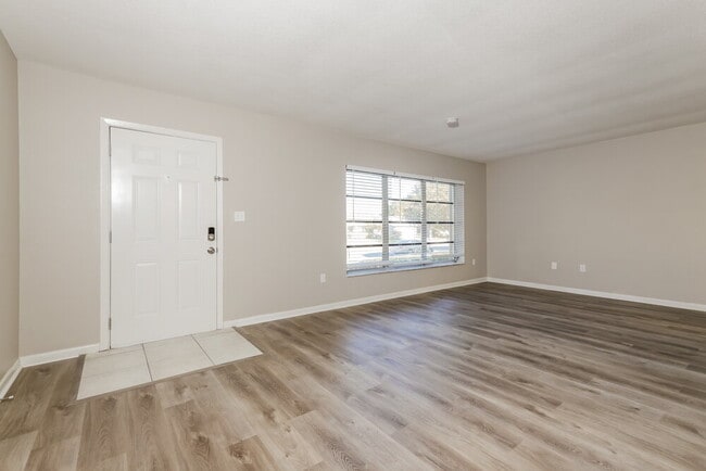 Photo - 1212 Hunt Ave