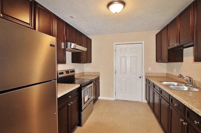 Photo - 8080 Jacques Dr