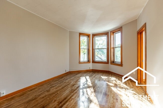 Photo - 2040 W Cullerton St Unit 2