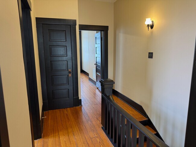 121 Pratt St