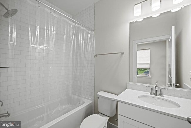 Photo - 1548 Meadowlark Glen Rd