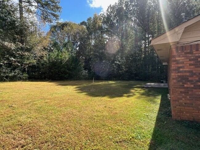 Photo - Charming 3 Bedroom 2 Bath Home