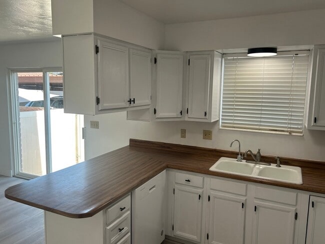 Photo - 65 W San Juan Ct