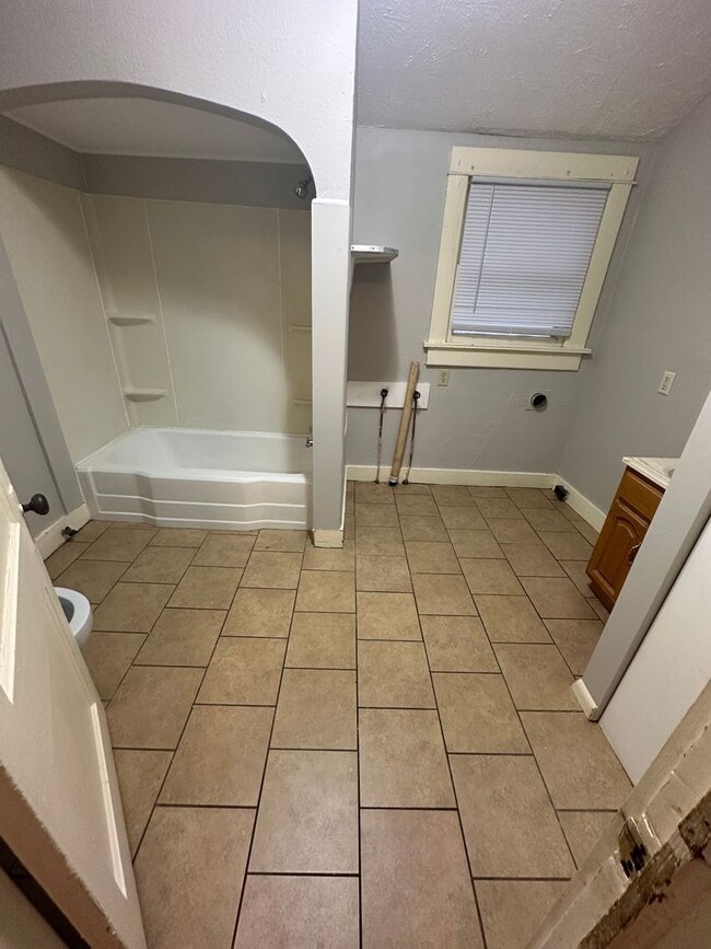 Photo - 3 Bedroom, 1 Bathroom House