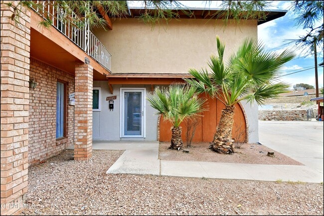 Photo - 6412 Pizarro St House