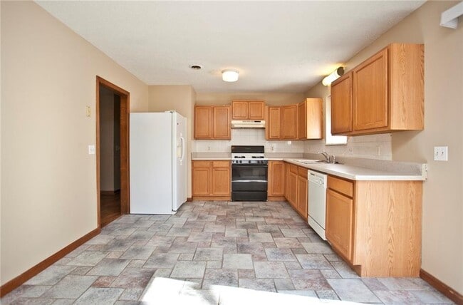 Photo - 311 Willow Ave