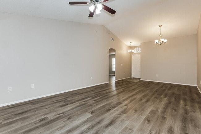 13208 Sharondale Ct