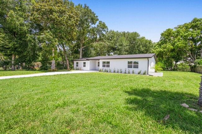 Building Photo - 50 Community Dr Rental