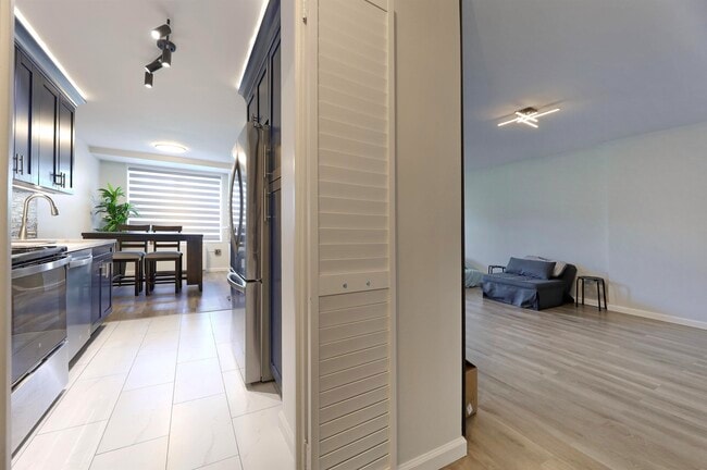 Photo - 301 Beech St Unit 7A