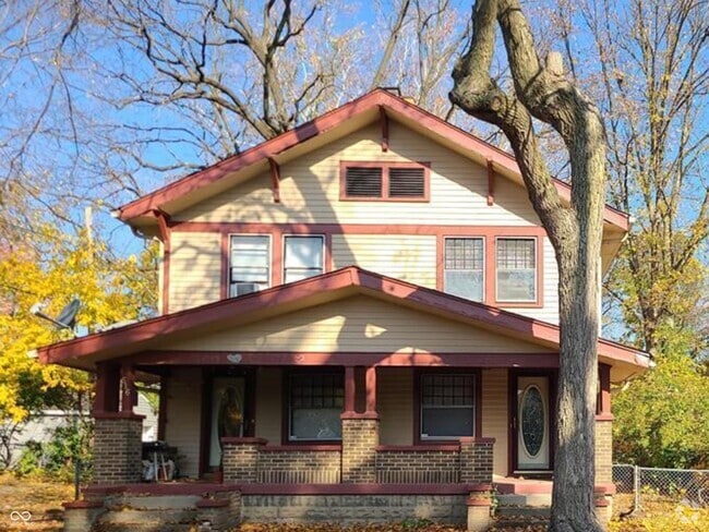 Building Photo - 514 Bernard Ave Rental