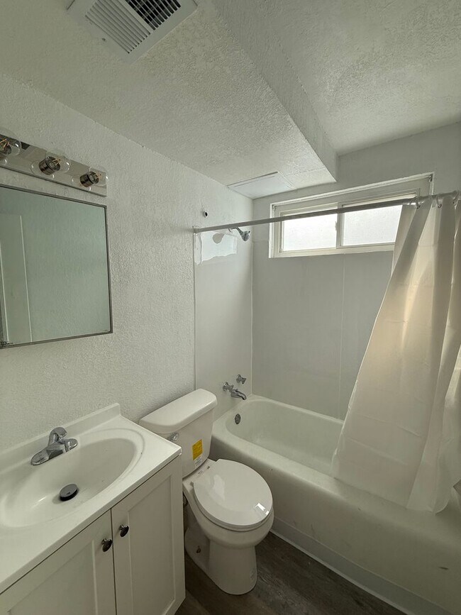 Photo - 2606 E Hennepin Ave Unit 1