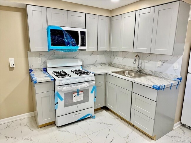 Building Photo - 109 Harrisburg St Unit Apt A