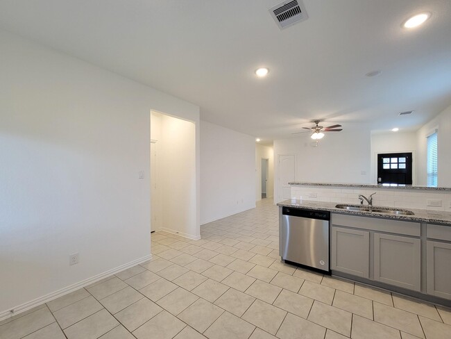 Photo - 31351 Horseshoe Meadow Bend Ln