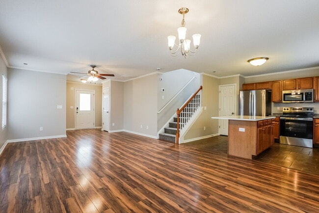 Photo - 7133 Lowell Ridge Rd