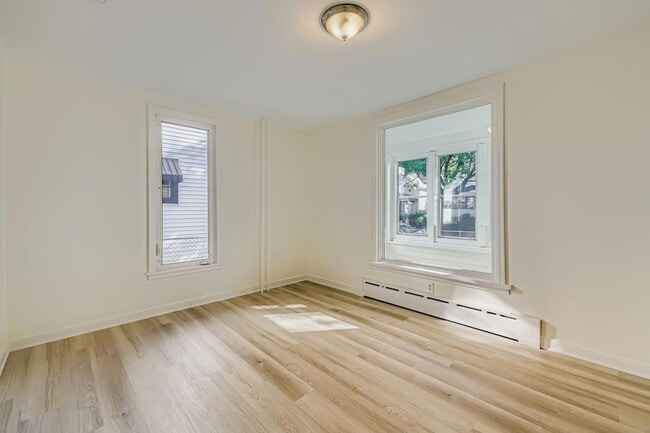 Photo - 2630 14th Ave S