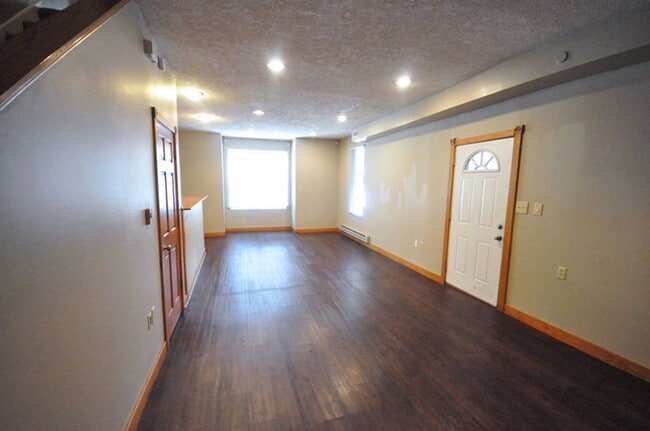 Photo - 61 McMillen Ave