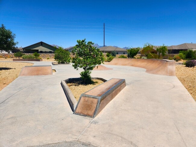 Photo - 7039 Chaco St