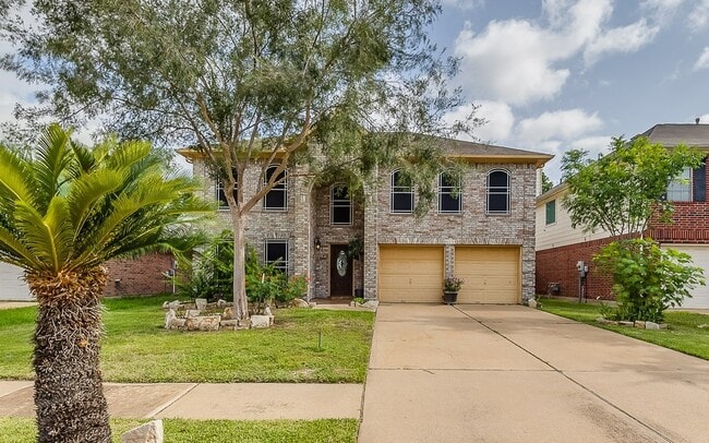 Building Photo - 16130 Coleburn Dr