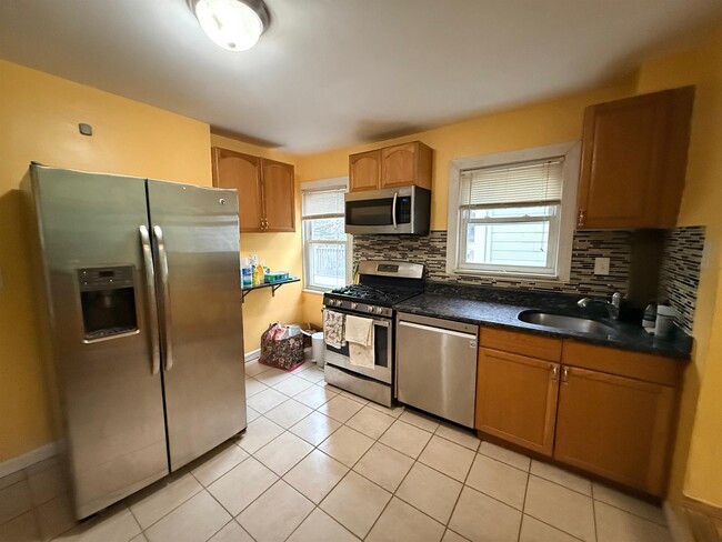 Photo - 741 Somerville Ave Unit 2