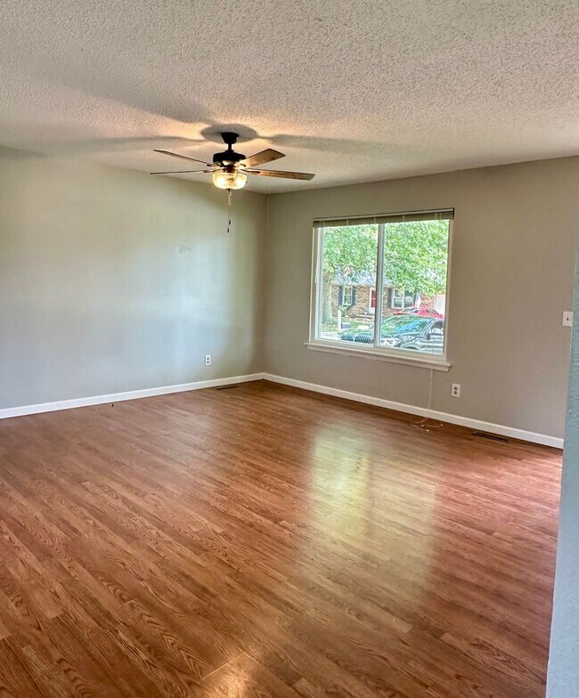 3 Bedroom House in Nixa on a Corner Lot! House Rental in Nixa, MO