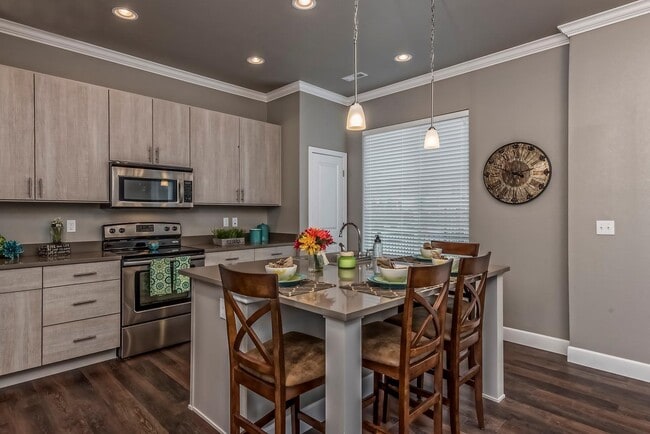 Photo - Willow Point Townhomes