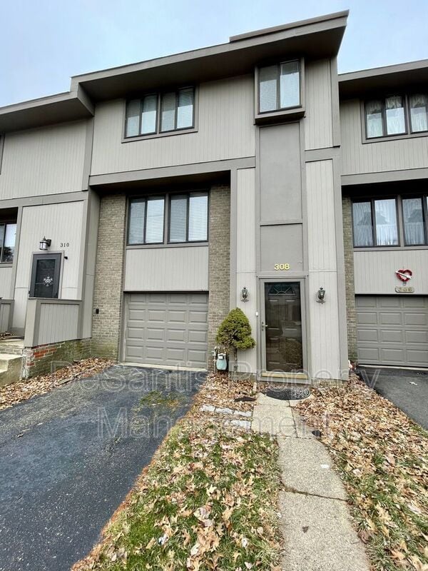 Building Photo - 308 Ridge Point Cir