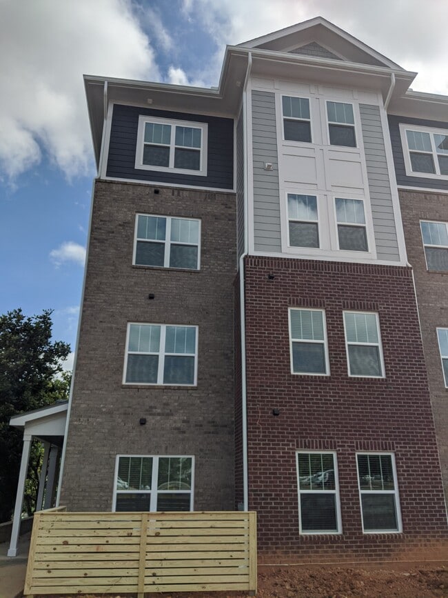 Photo - Pleasantburg Senior