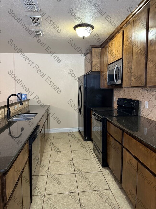 Photo - 301 Starlite Dr Unit B