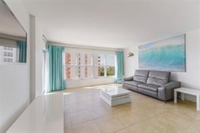 Photo - 3000 E Sunrise Blvd Unit 8D