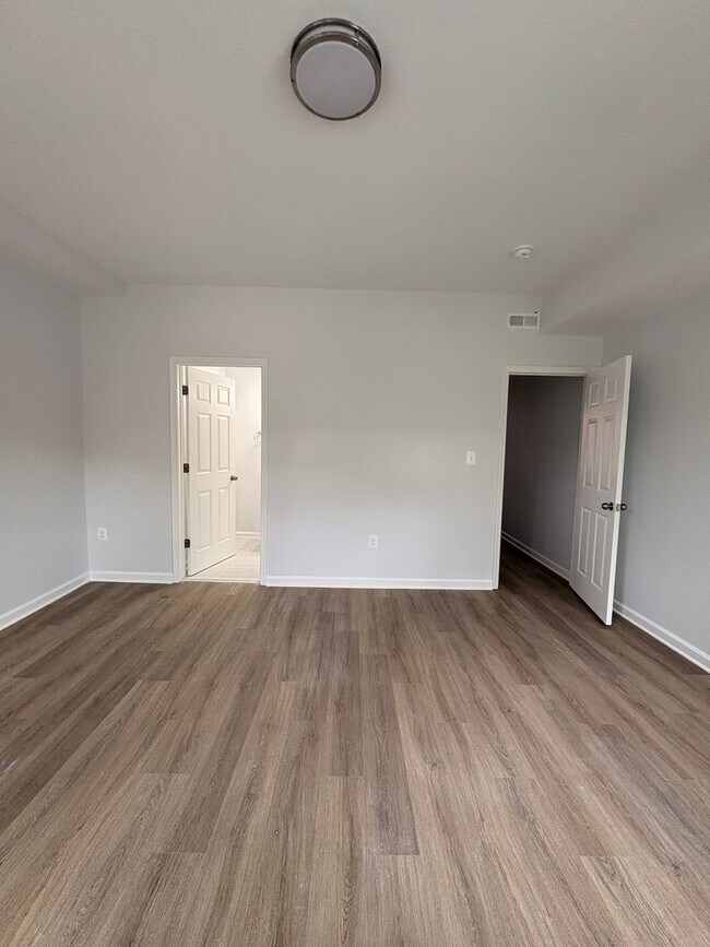 Photo - 2633 N Charles St Unit 2