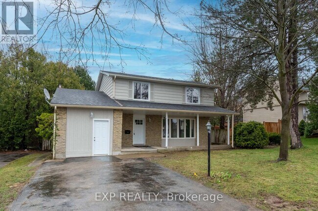 Photo - 614 Chiddington Ave