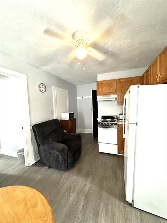 50 West St Unidad studio