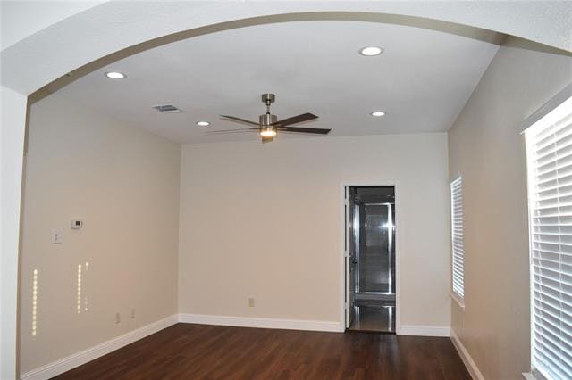 Photo - 411 Paddock Ln