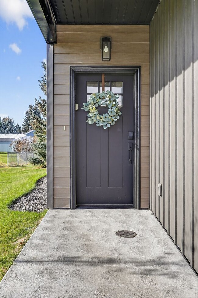 Photo - Beautiful 3 Bed, 2.5 Bath Townhome in Ashton