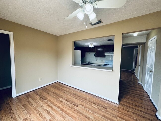 Photo - Great Campbell County Location FIRST MONTH RENT FREE