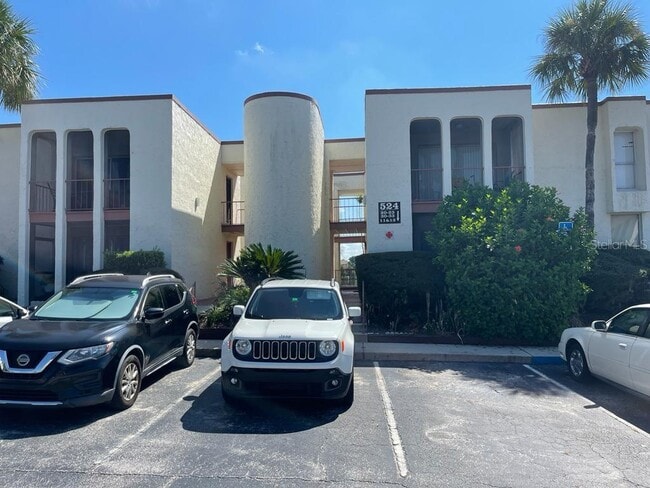 Building Photo - 524 Orange Dr Unit 11