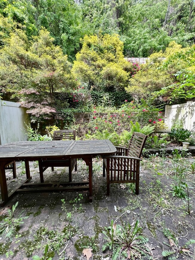 Photo - 51 W 19th St