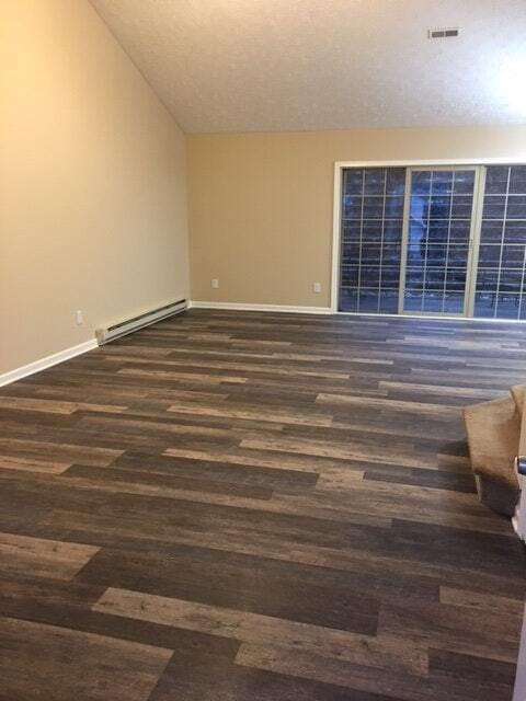 Photo - 110 Falling Water Cir