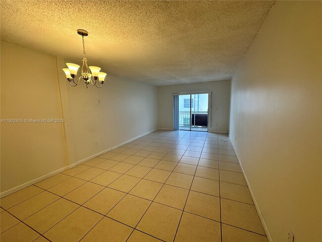 Photo - 13685 NE 10th Ave Unit 209