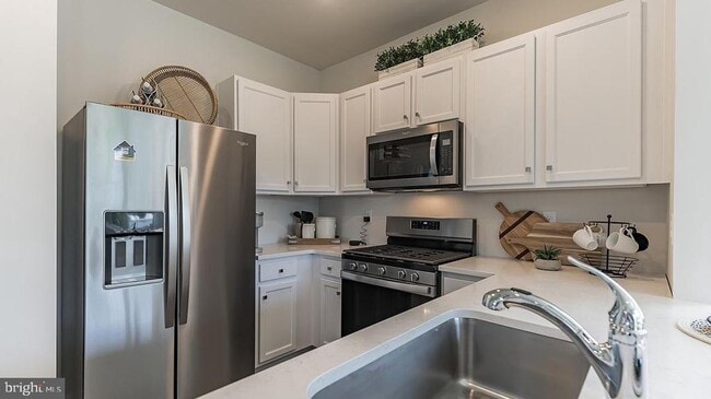 Photo - 201 Mazzeo Dr