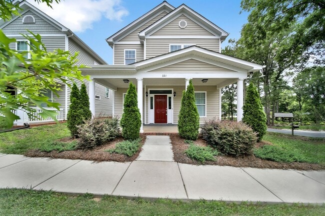 Photo - Two Story Cottage In Historic Waxhaw