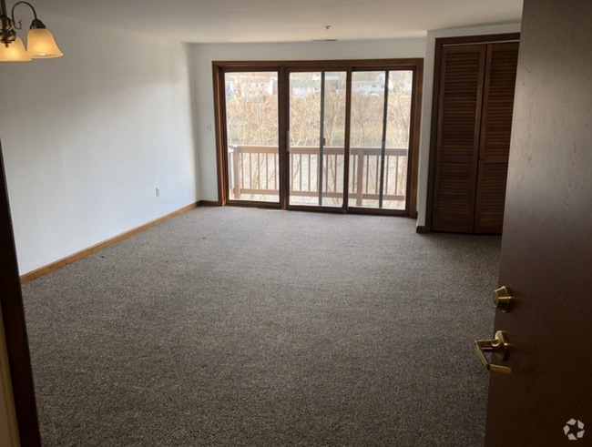 Building Photo - 333 1st St Unit 312 Rental