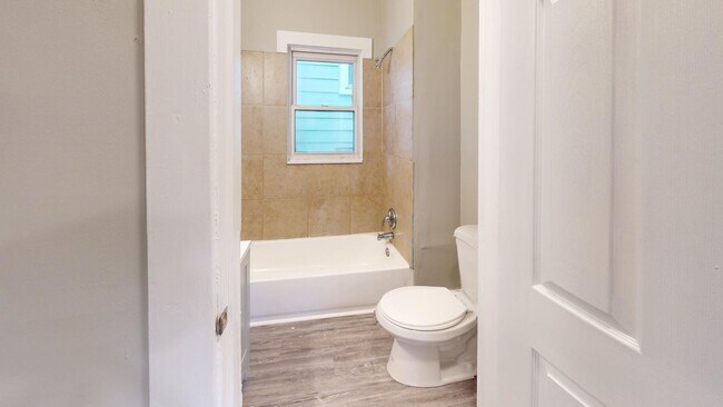 Photo - Stockyards Neighborhood - 3 Bedrooms - Sin...