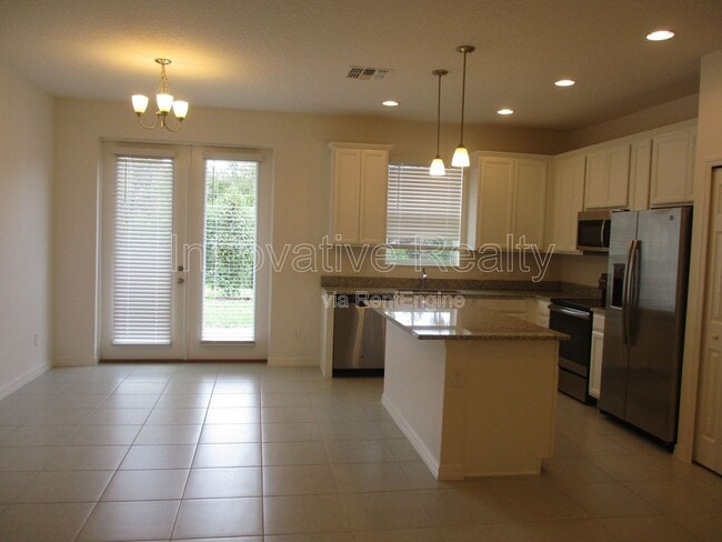 Photo - 6791 Tussilago Way