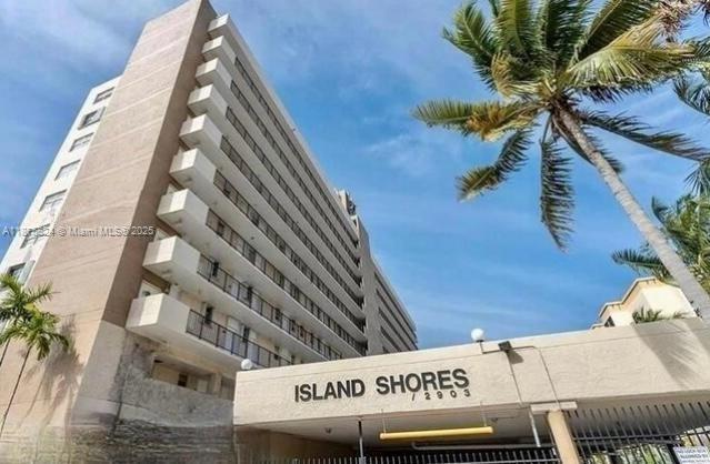 Photo - 2903 N Miami Beach Blvd Unidad 1003