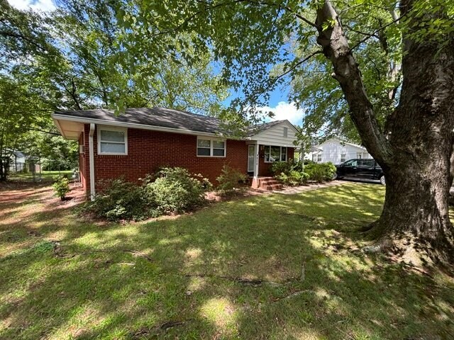 Photo - 191 Scenic Dr NE