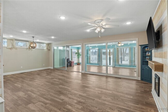 Photo - 13 E Edgewater Dr