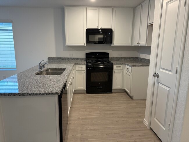 Photo - 1812 Ashland St